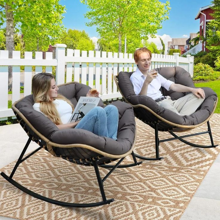 Sun Nest Lawn Chair